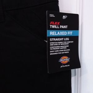 Women's Dickies Flex Twill Pant Relaxed Fit Size 6L Black New with Tags